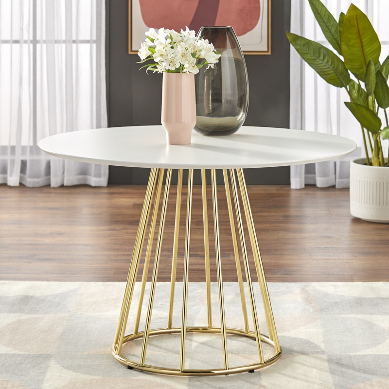 Strathmore 43.3'' Pedestal Dining Table