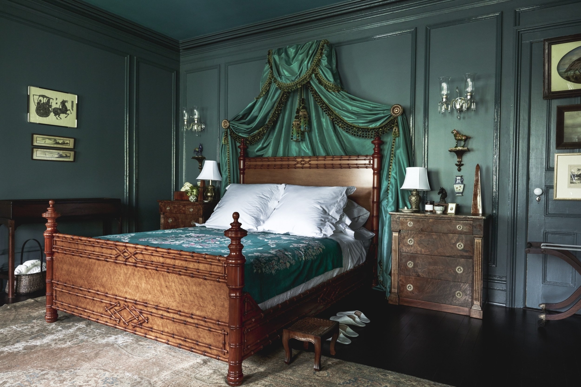 Teal and Wood Elements