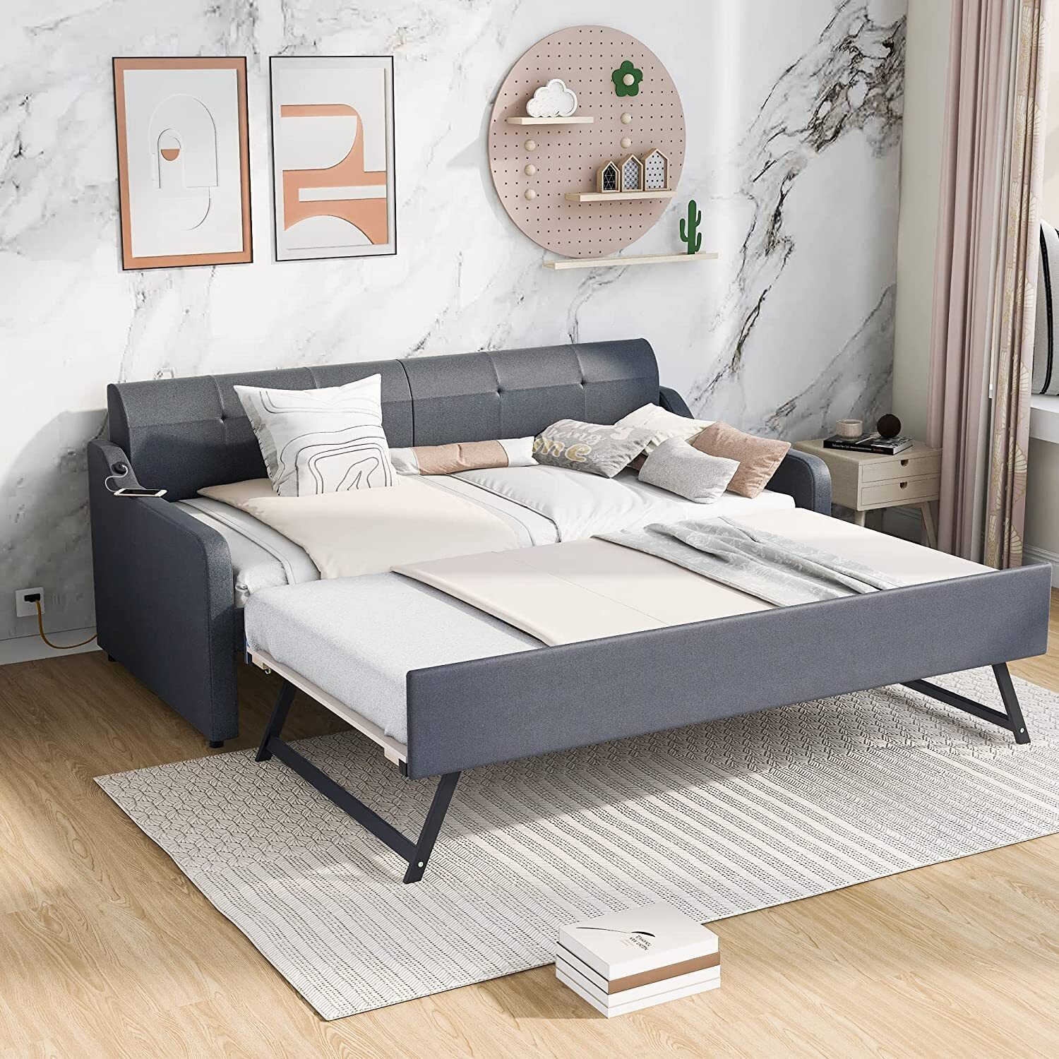 Upholstered Daybed With Pop Up Trundle