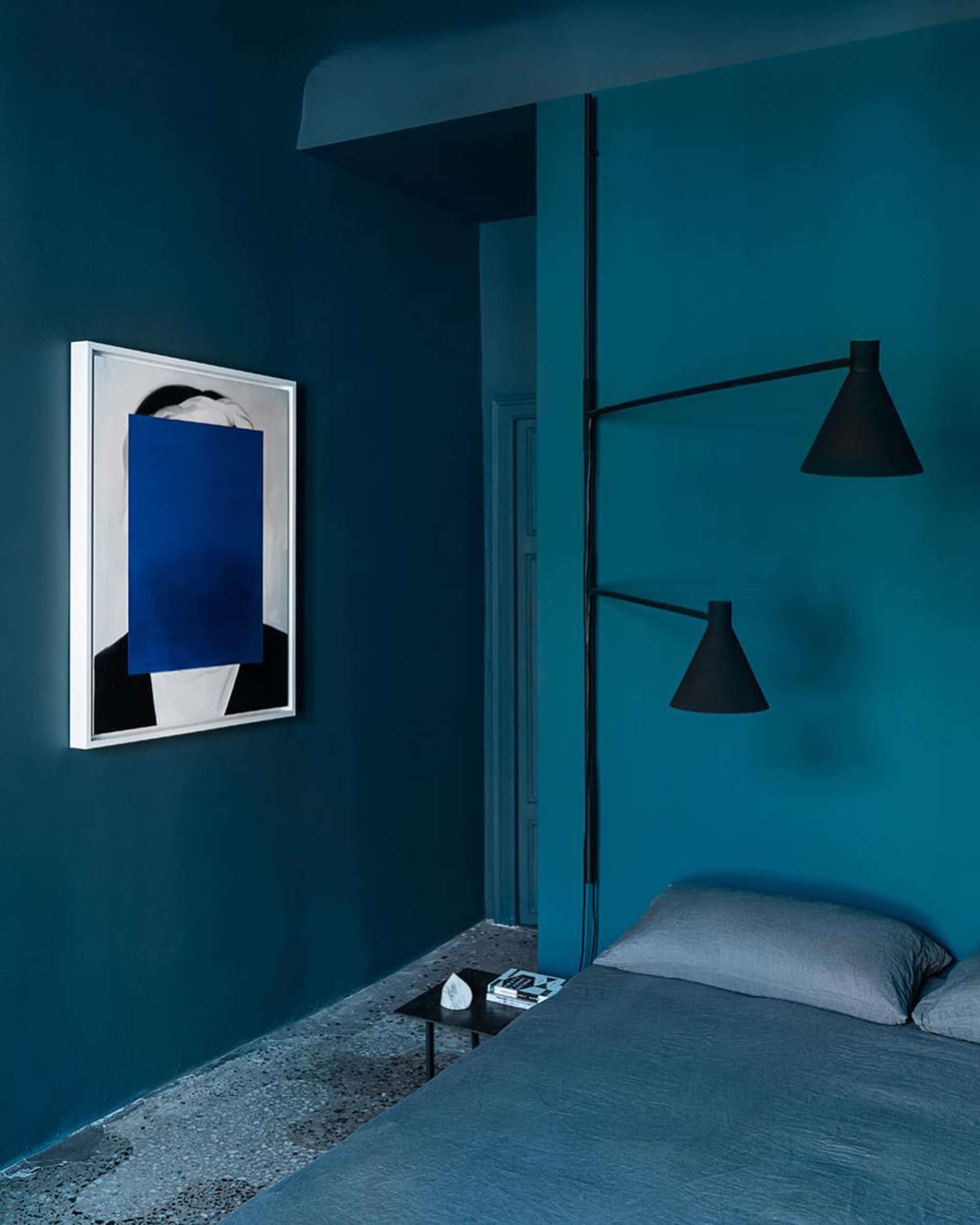Use a Monochromatic Palette