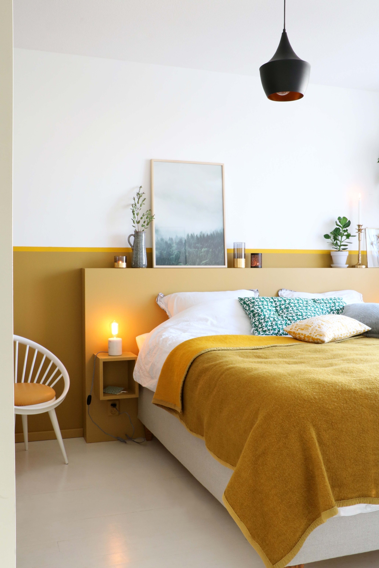 Use Color Blocking Technique
