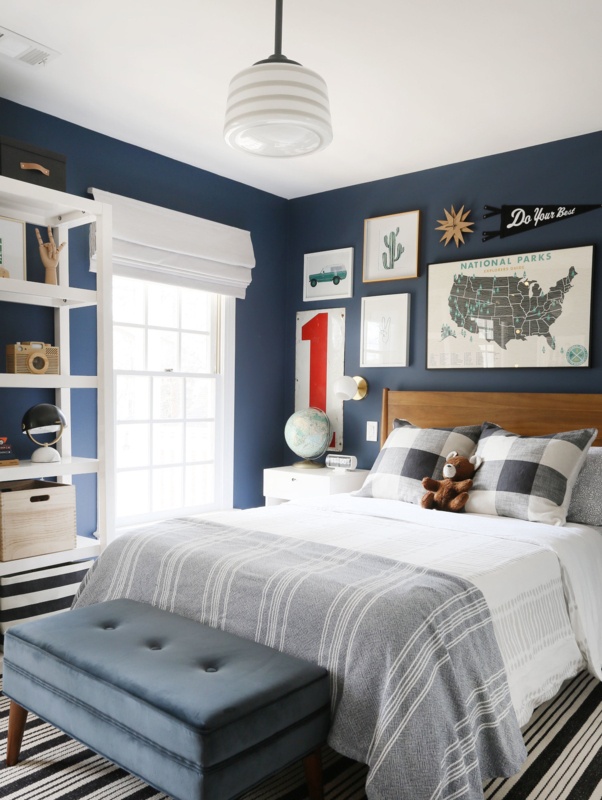 Use Navy as a Backdrop