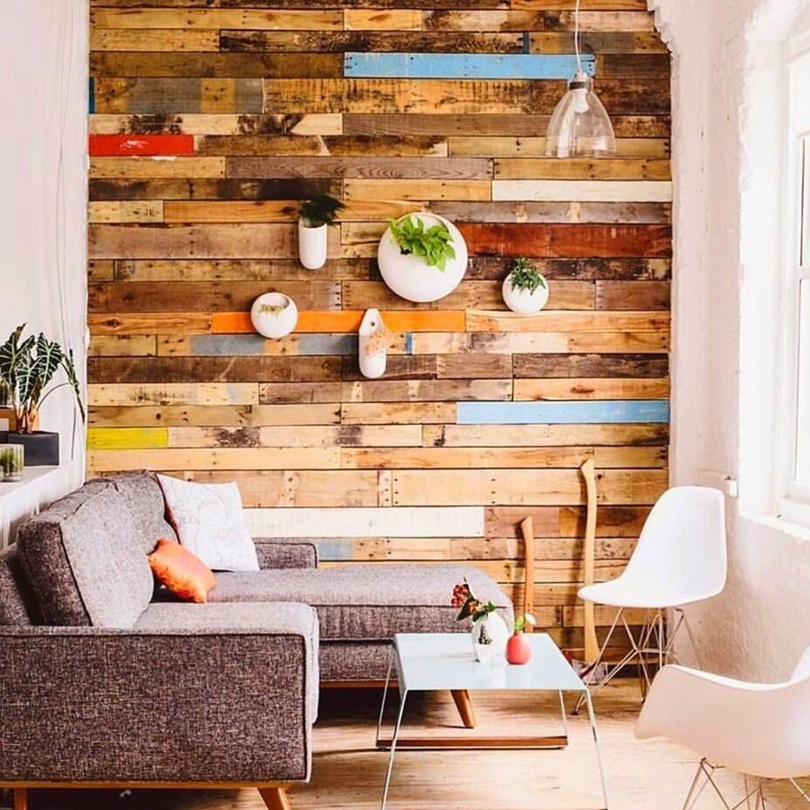 Use Reclaimed Wood