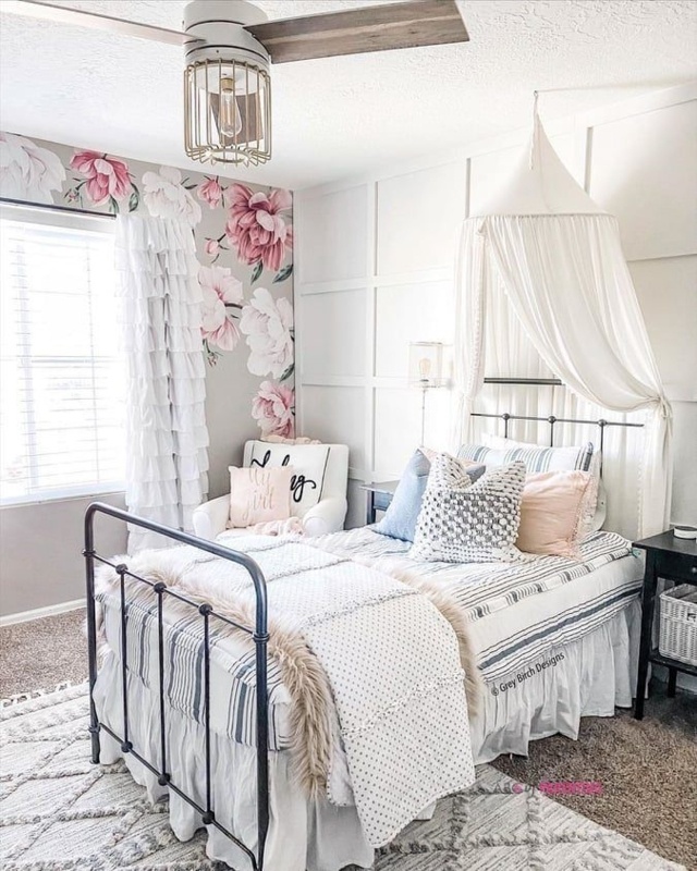 Use Removable Wallpaper