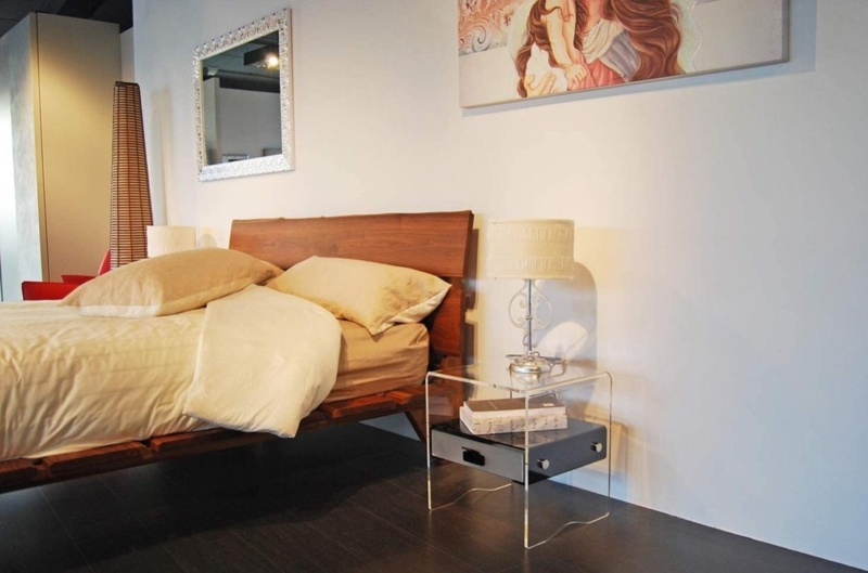 Use Transparent Furniture