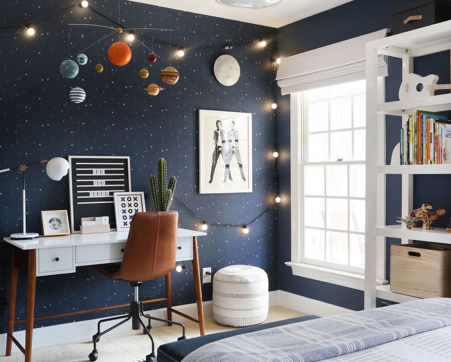 Use Wallpaper for a Bold Statement
