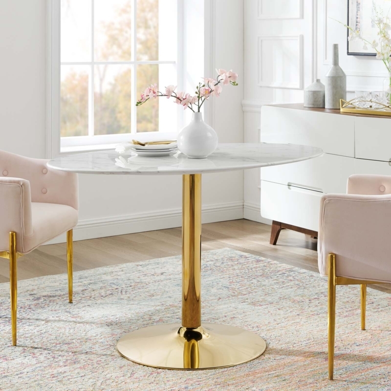 Oval Artificial Marble Dining Table with Gold Pedestal