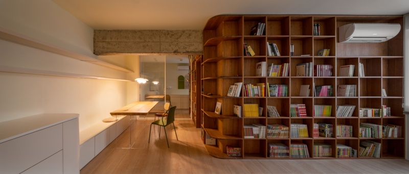 Wooden Bookshelf Wall