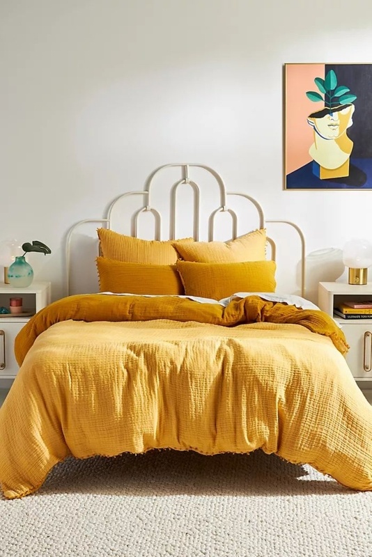 Yellow and White Color Scheme