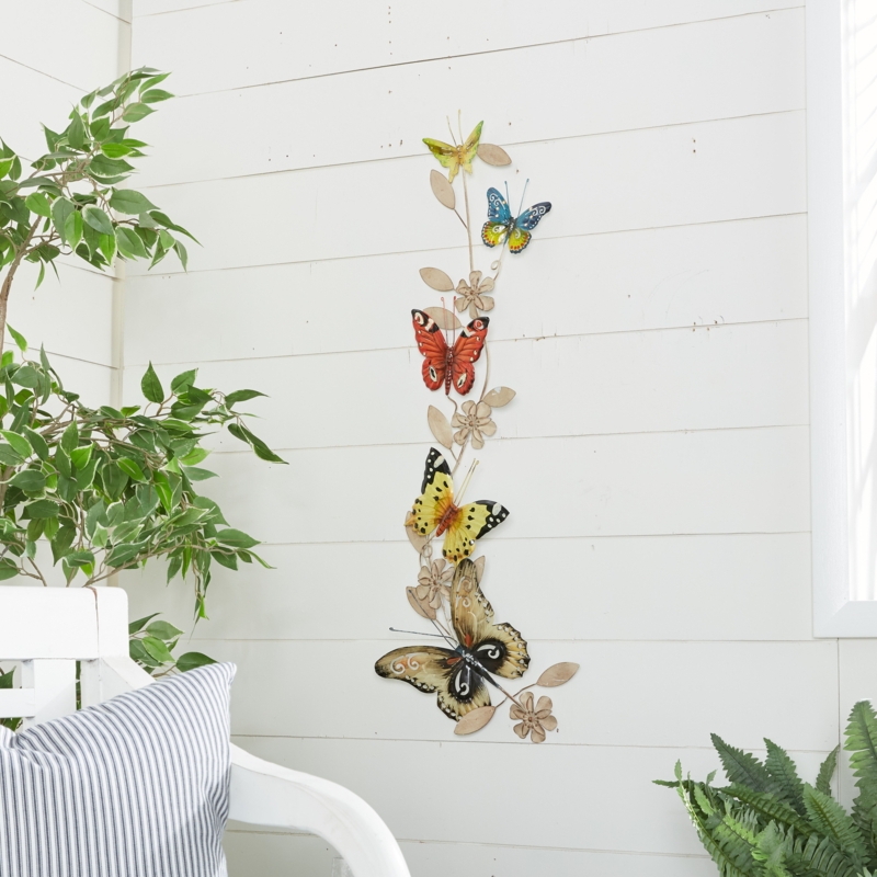 Metal Butterflies Round Indoor/Outdoor Wall Decor