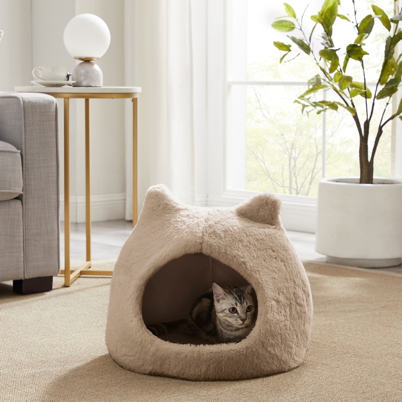 Cat-Eared Pet Hut for Privacy and Comfort