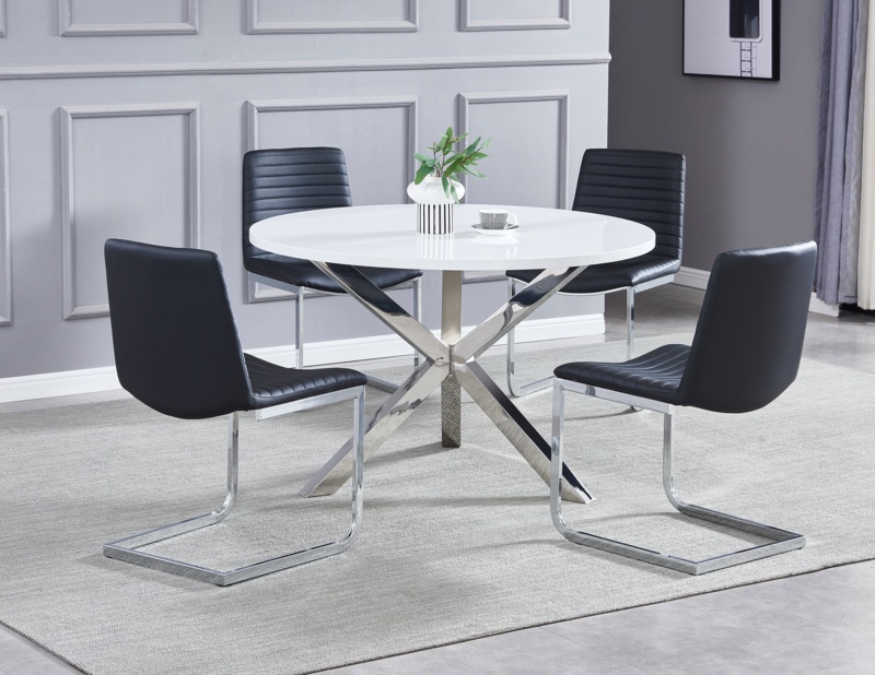 Besek 4 - Person Dining Set