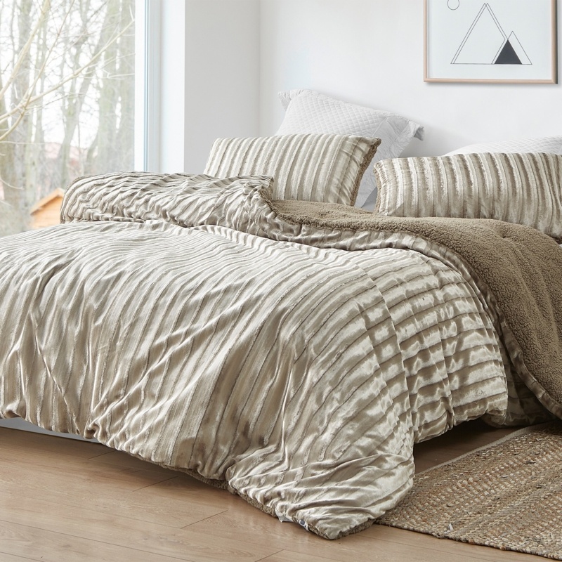 Velvet Comforter Set