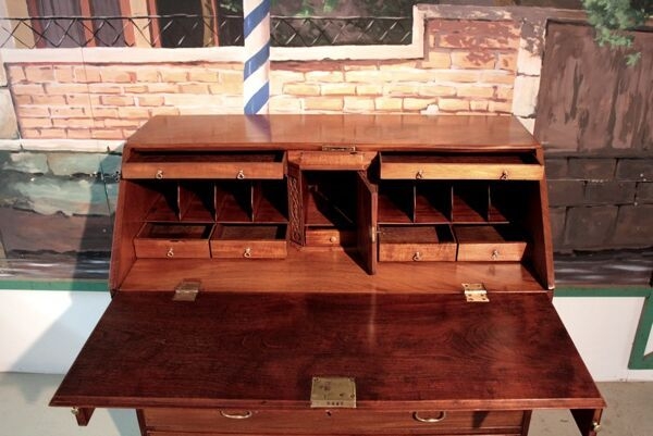 Commode scribanne en acajou Angleterre XIXe