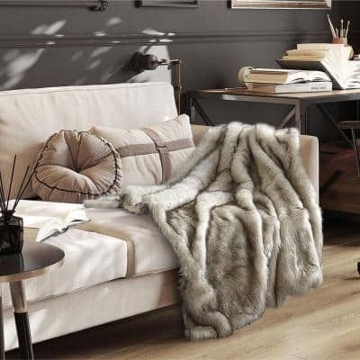 COZY TYME Lori White Lion Cozy Acrylic 50 in. x 60 in. Throw Blanket