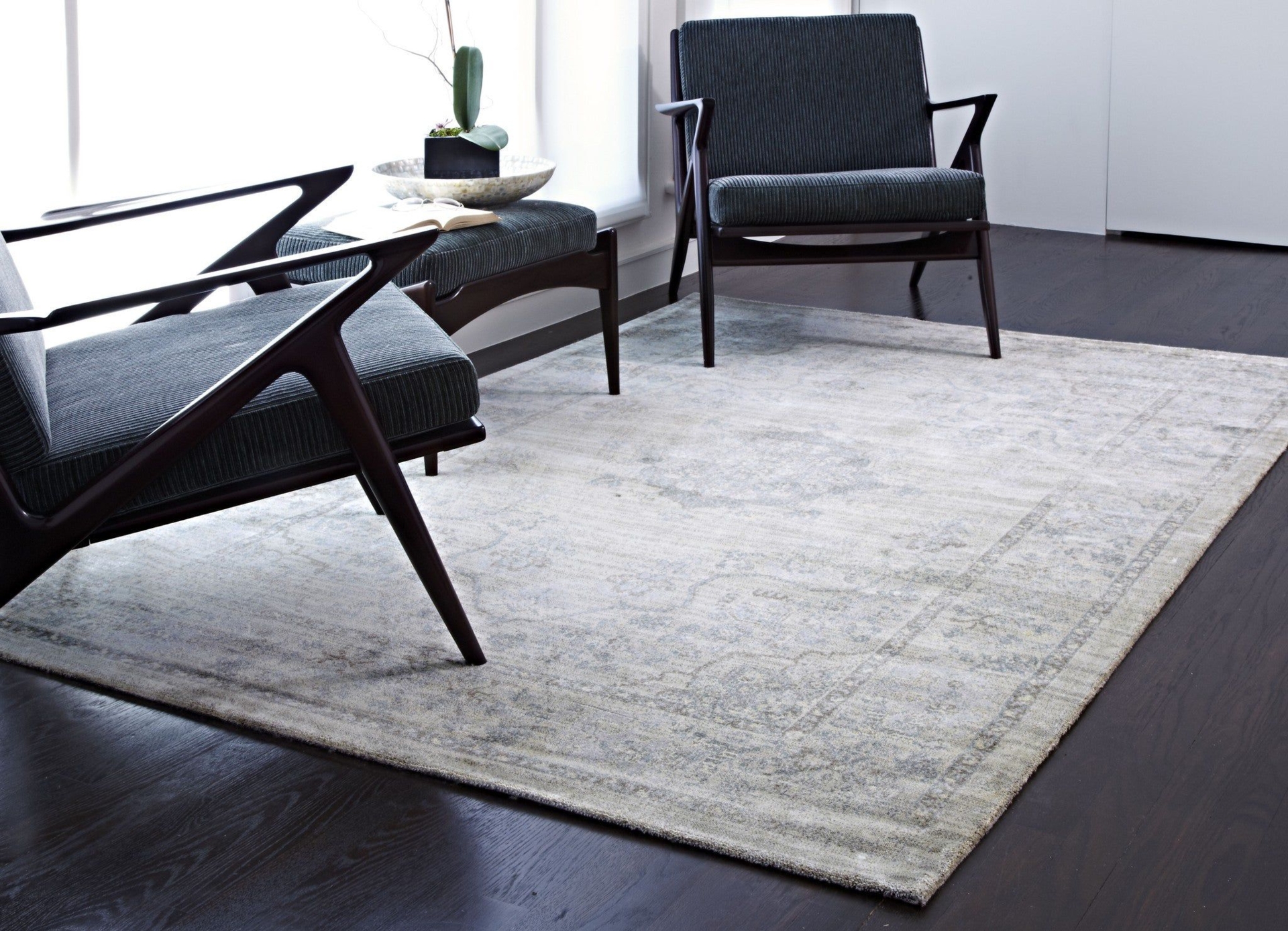 Loloi Nyla NY-15 Beige / Blue Area Rug - 3'3'' X 5'3'' Rectangle