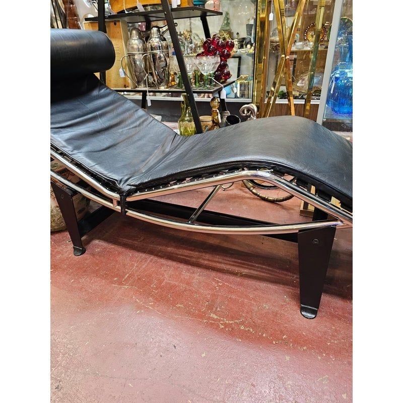 Postmodern Corbusier Lc4 Style Black Leather and Chrome Lounge Chair