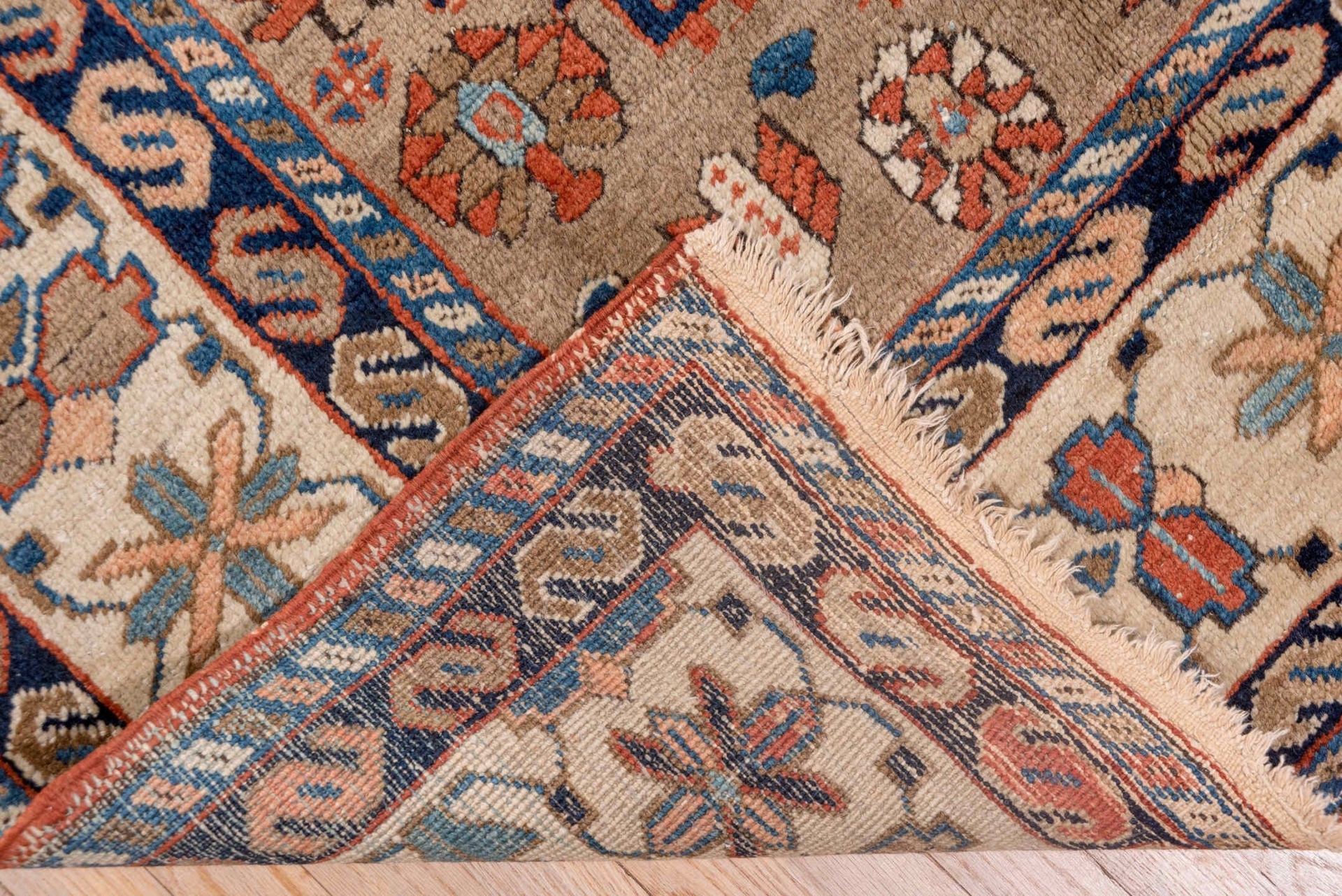 Vintage Heriz Area Rug (7' x 9')