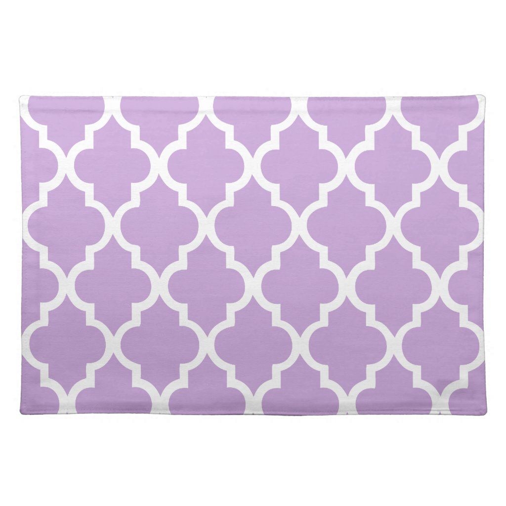 Lavender Quatrefoil Tiles Pattern
