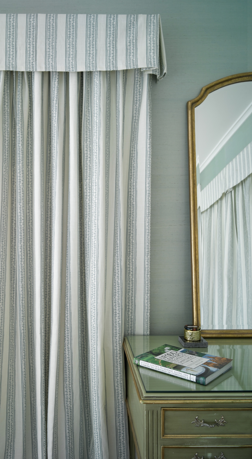 Astor Leaf Fabric in Sea Glass