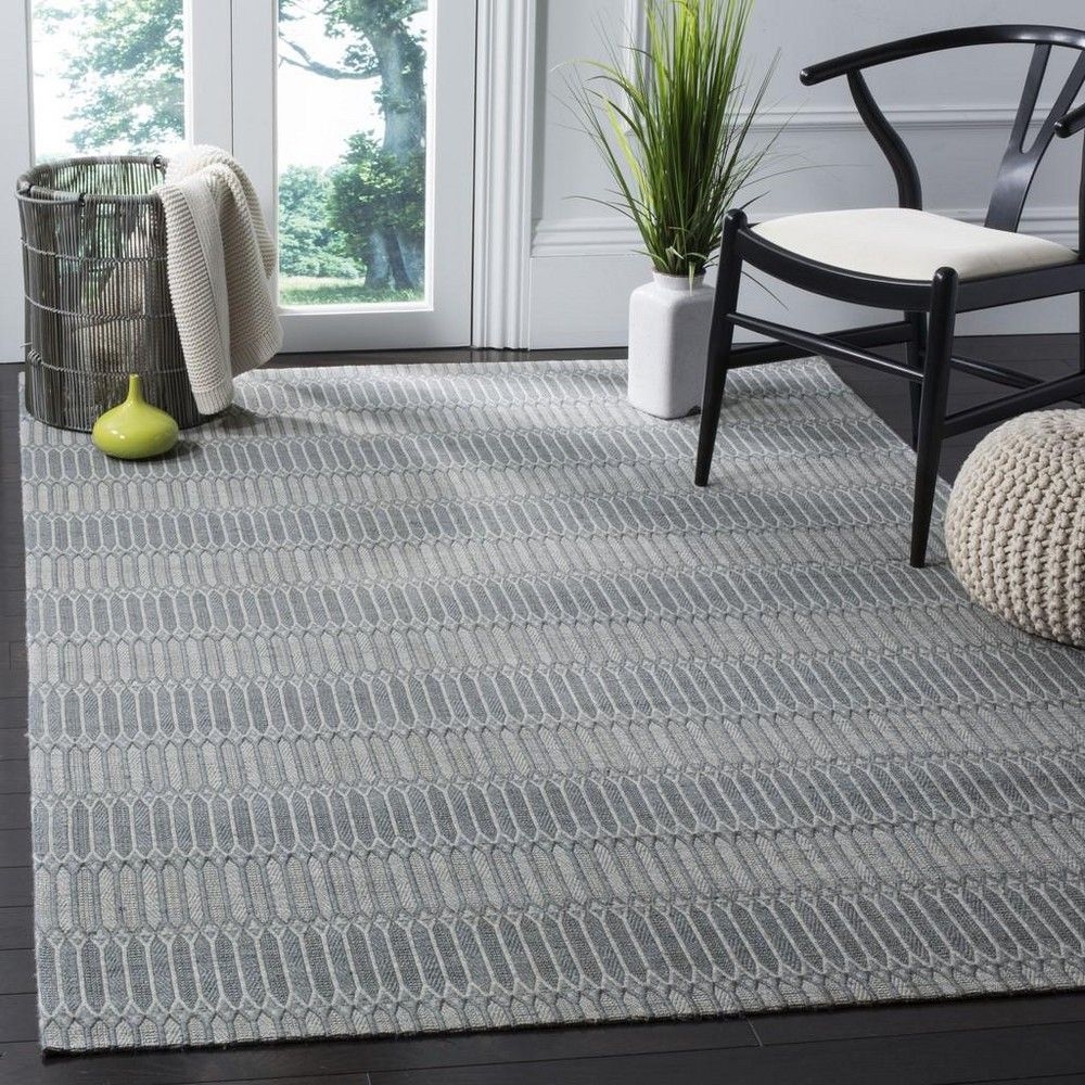 Marbella MRB124 Hand Loomed Indoor Area Rug - Silver - 6'x9' - Safavieh