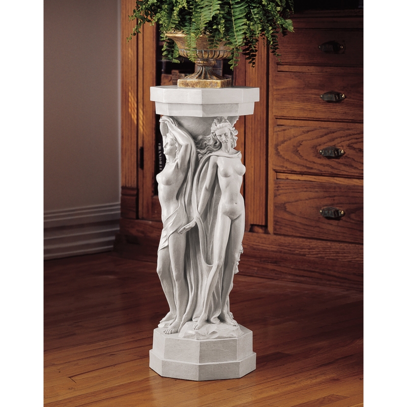 Hazelip Plant Stand