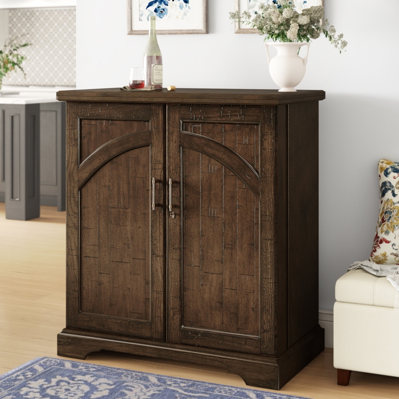 Geddes 38.5'' Bar Cabinet