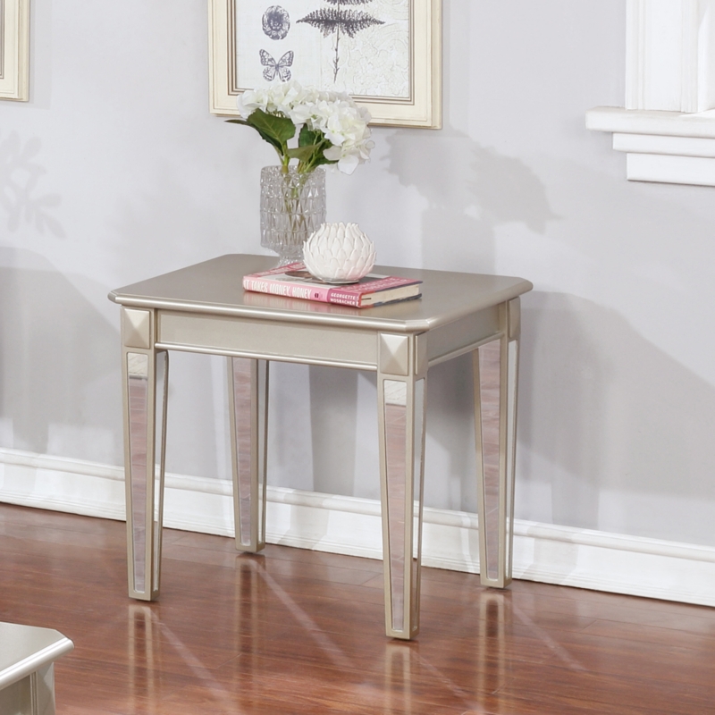 Markeece 21'' Tall End Table