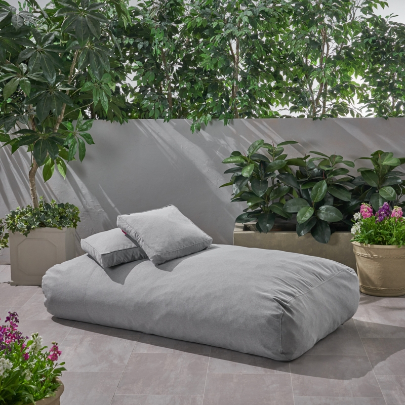 Polyester Outdoor Friendly Bean Bag Set