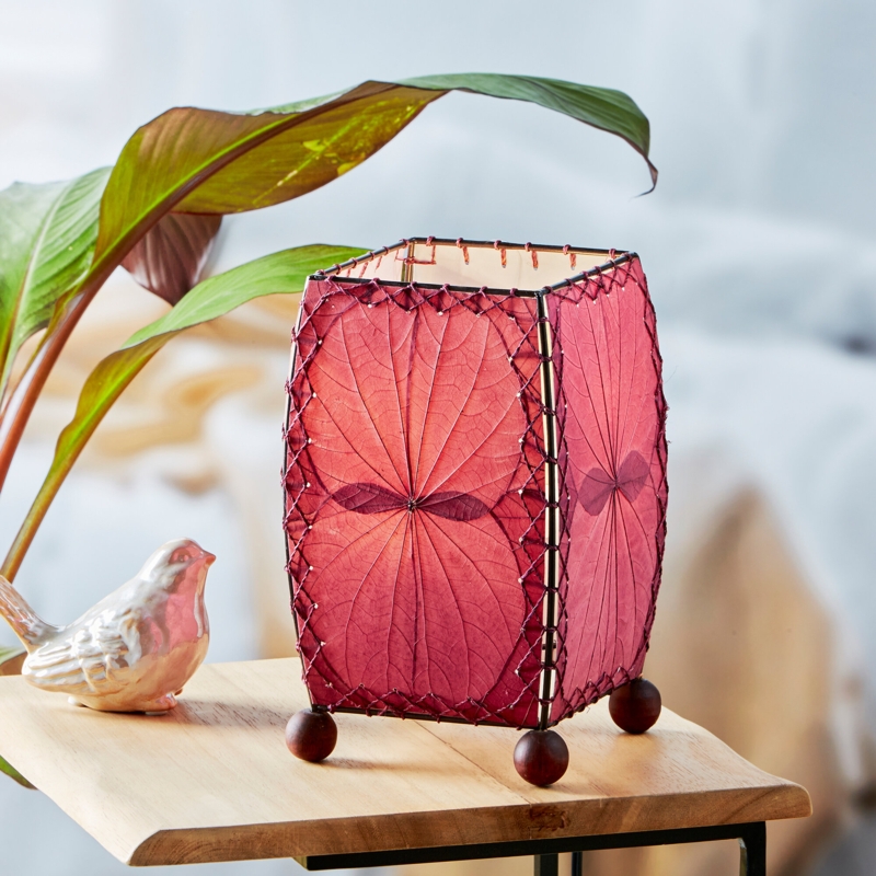 Quintan Metal Novelty Lamp