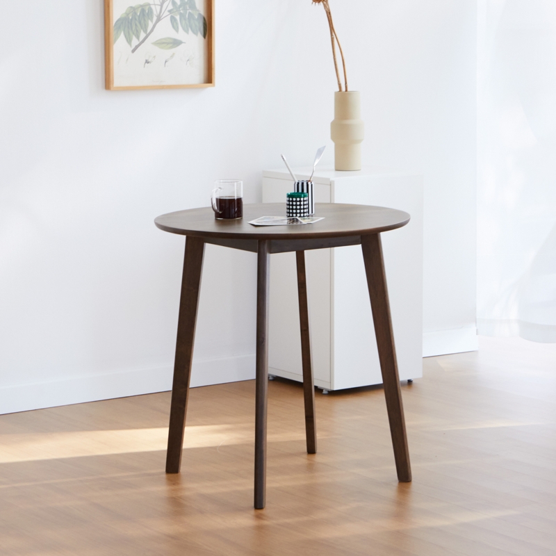 Round Solid Wood Dining Table