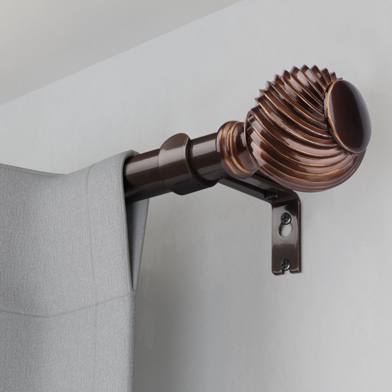 McCrudden Adjustable Overall Width
