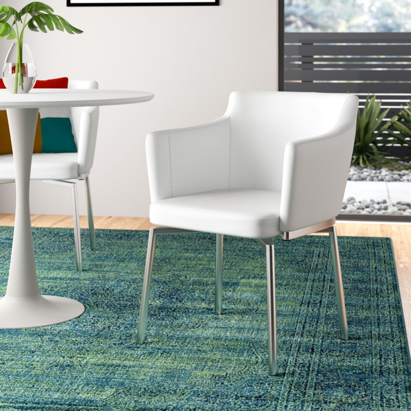 Aleshanee Swivel Arm Chair