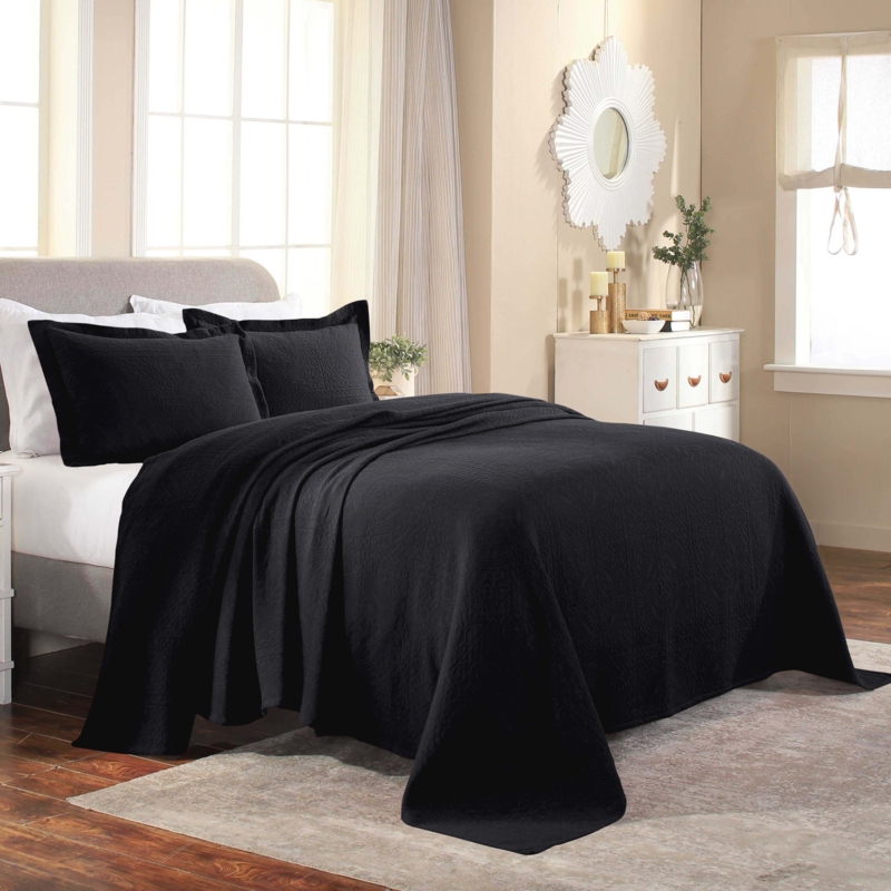 Daryah 100% Cotton Modern & Contemporary Oversized Coverlet / Bedspread Set
