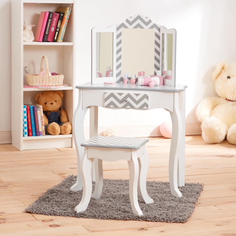 Gisele Kids Vanity Set with Mirror