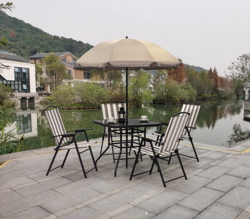 Hollifield 4 - Person Square Outdoor Dining Set