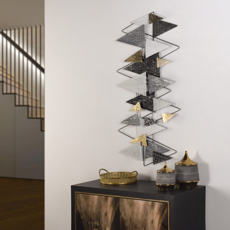 Modern Abstract Wall Decor on Metal