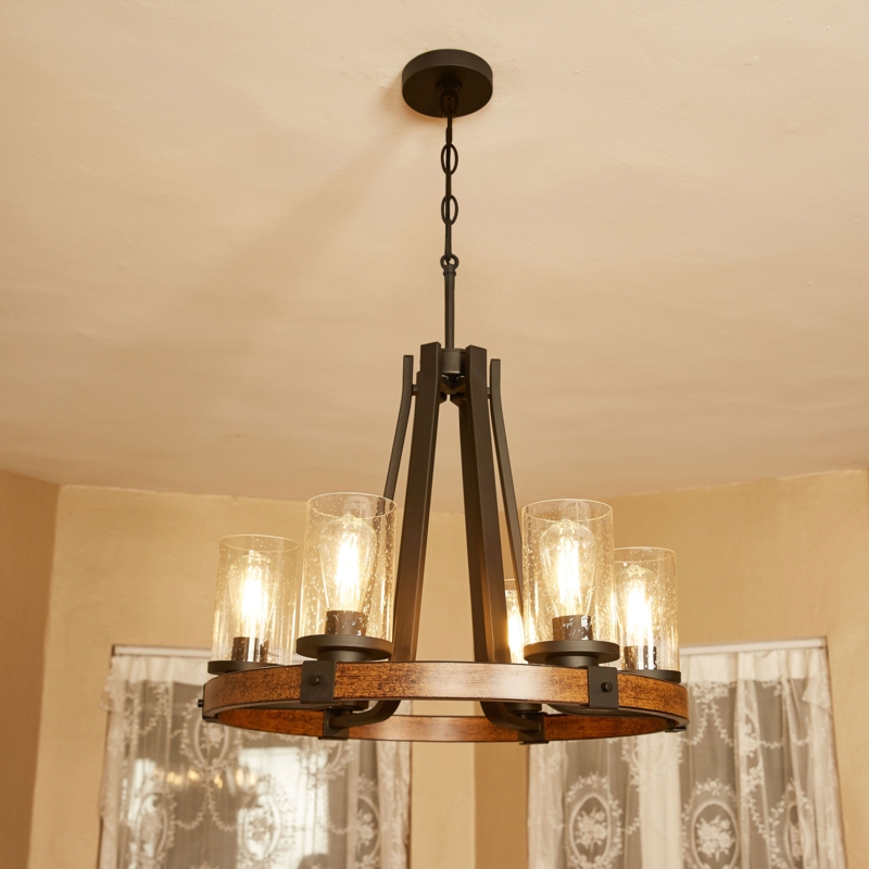 Royst 6 - Light Unique Wagon Wheel Chandelier