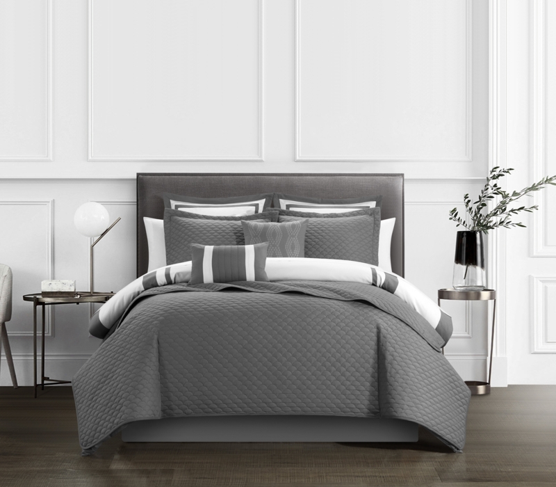Abhijith Comforter Set