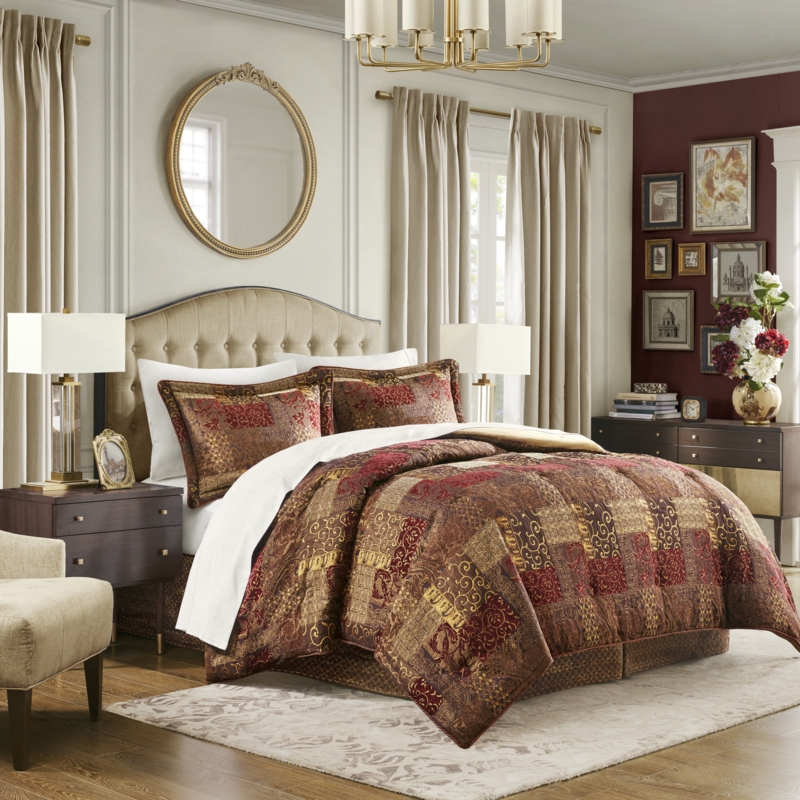 Croscill Classics 4 Piece Jacquard Patchwork Comforter Set