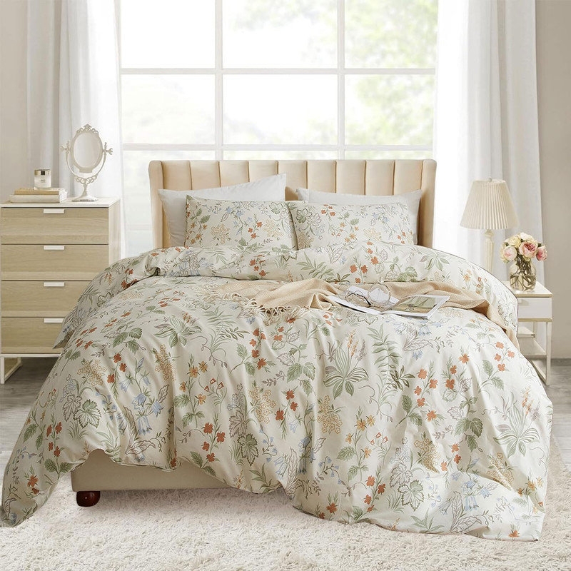 Nakisha Floral Comforter Set