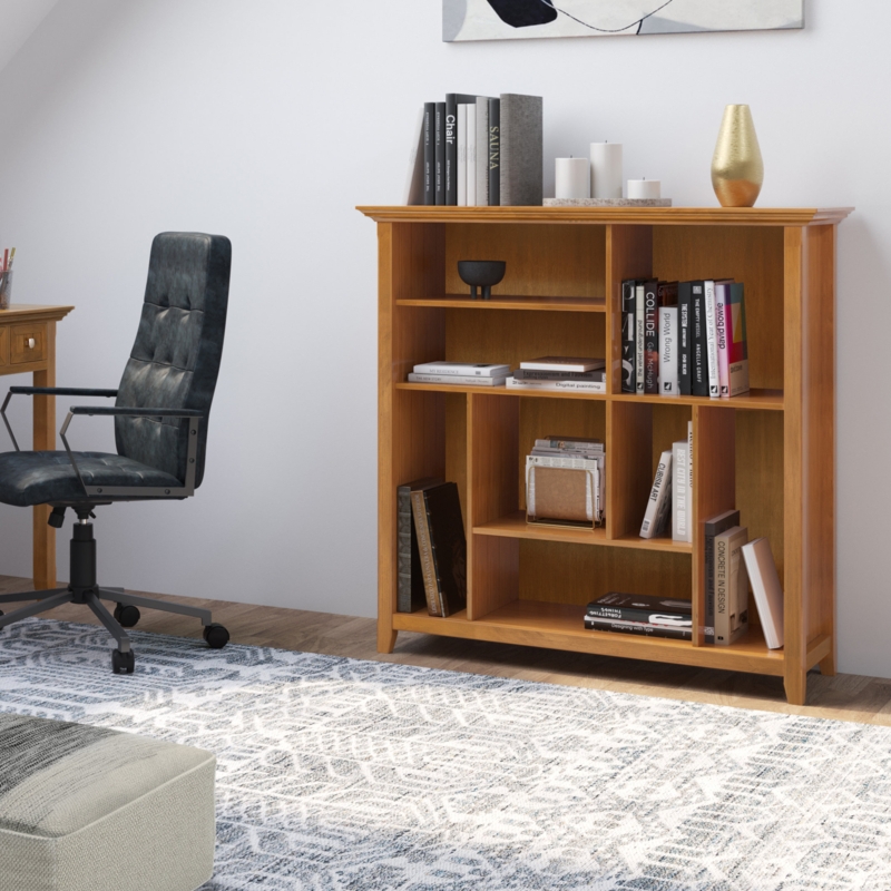 Varonique Bookcase