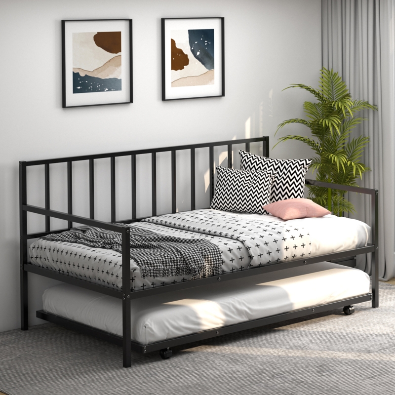 Aishia Daybed with Trundle