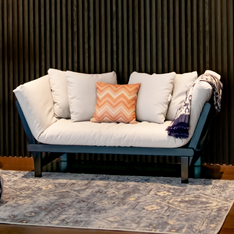 Allisandra 79" Square Arm Sofa