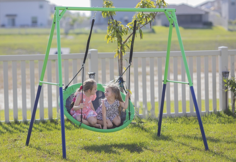 Jump Tastic Metal Swing Set with 1 Swing(s)