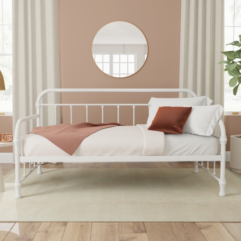 Kowalczyk Metal Daybed