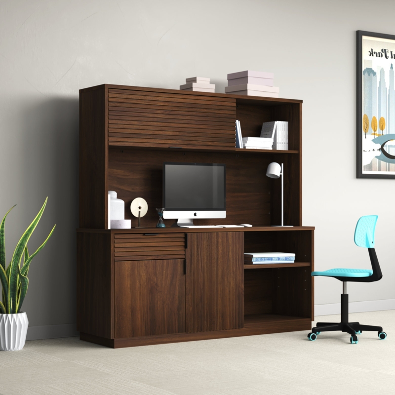 Maja 2 Executive Desk Office Set with Hutch