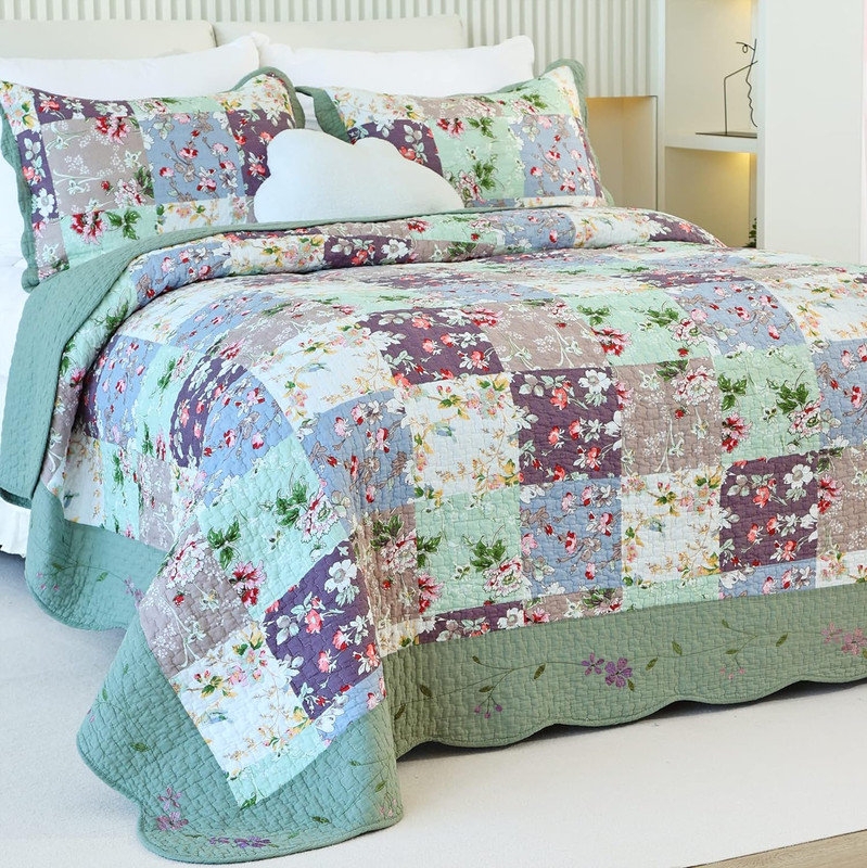 Brydone Sage/Purple Standard Cotton Embroidered Lightweight Quilt Set