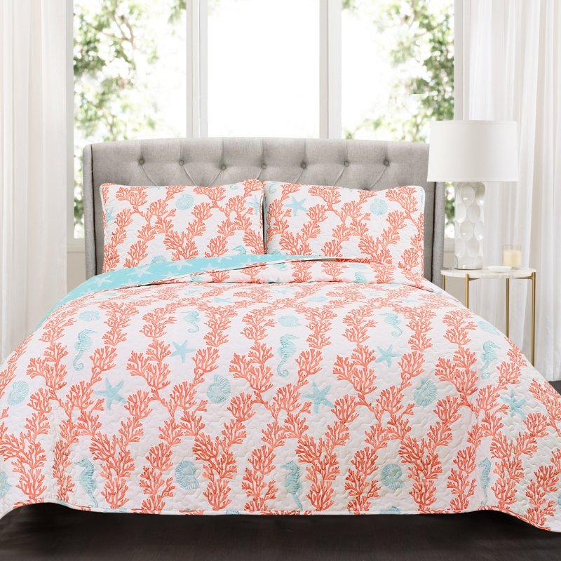 Cespedes Coastal Cotton Quilt Set