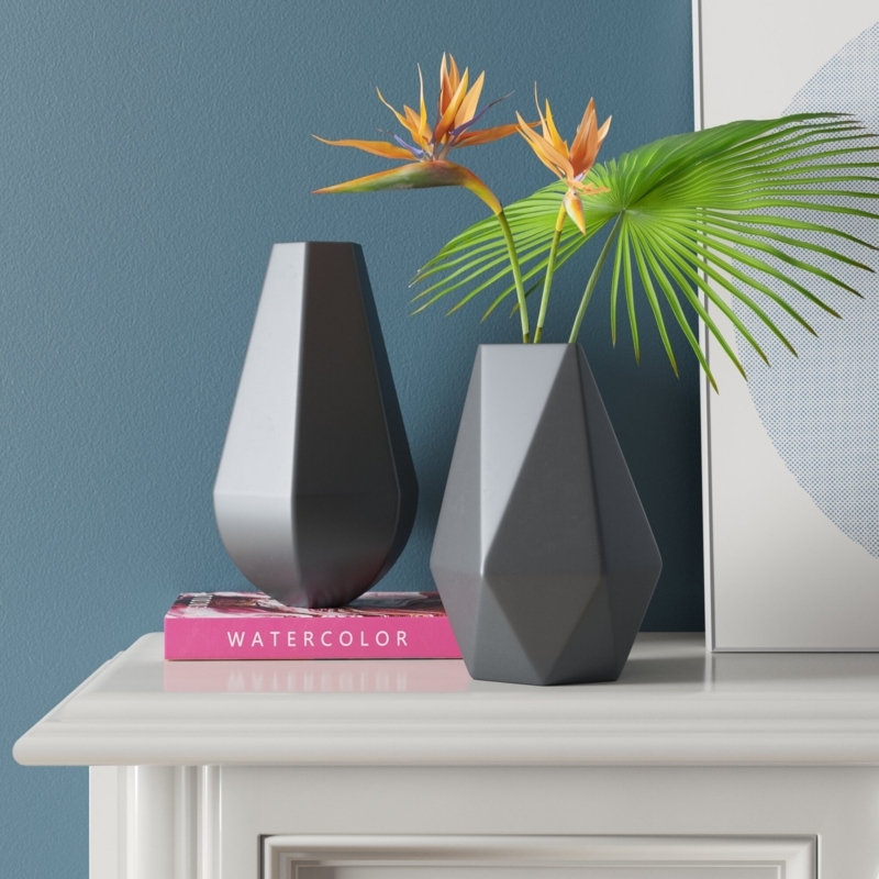 Gallardo Metal Table Vase